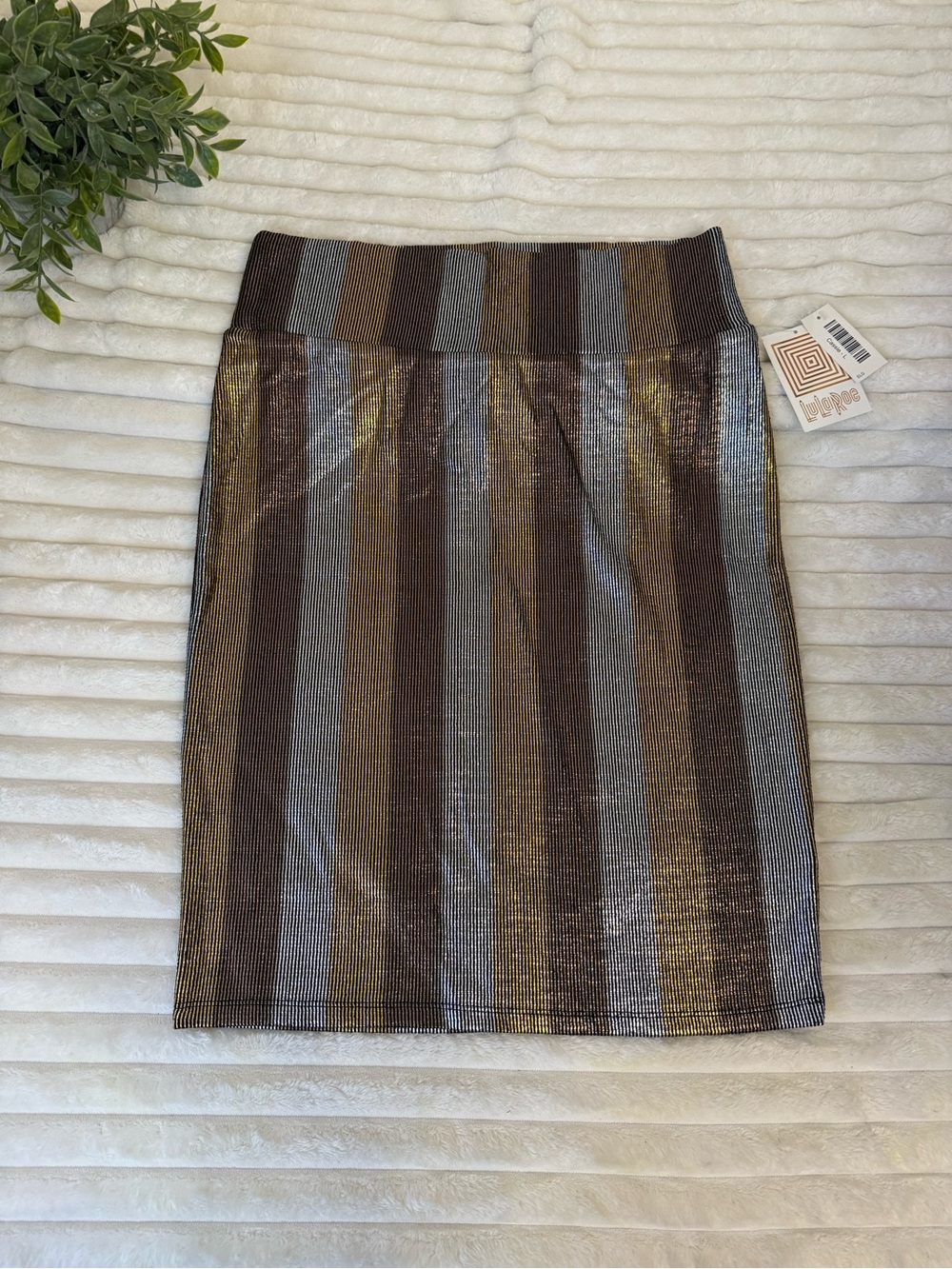 Lularoe elegant Cassie Skirt size large